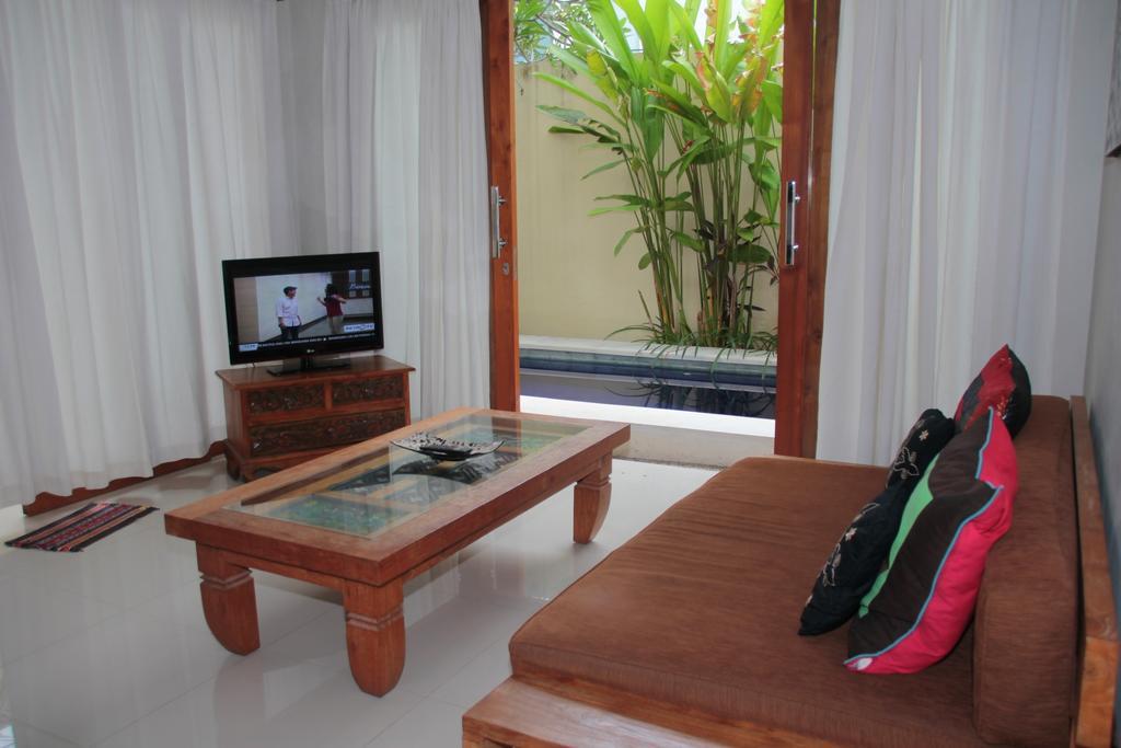 Villa Anyelir Seminyak Szoba fotó