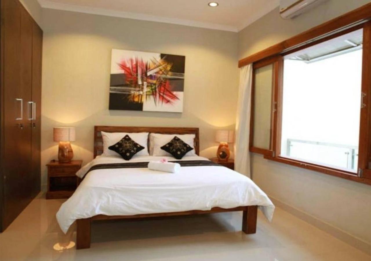 Villa Anyelir Seminyak Kültér fotó